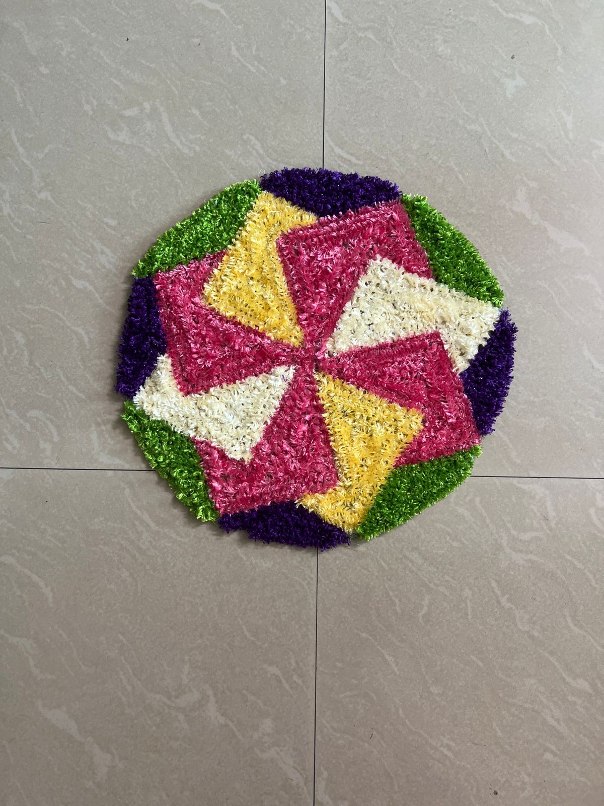 Fur Wool Pinwheel Pooja Aasan - Multicolour